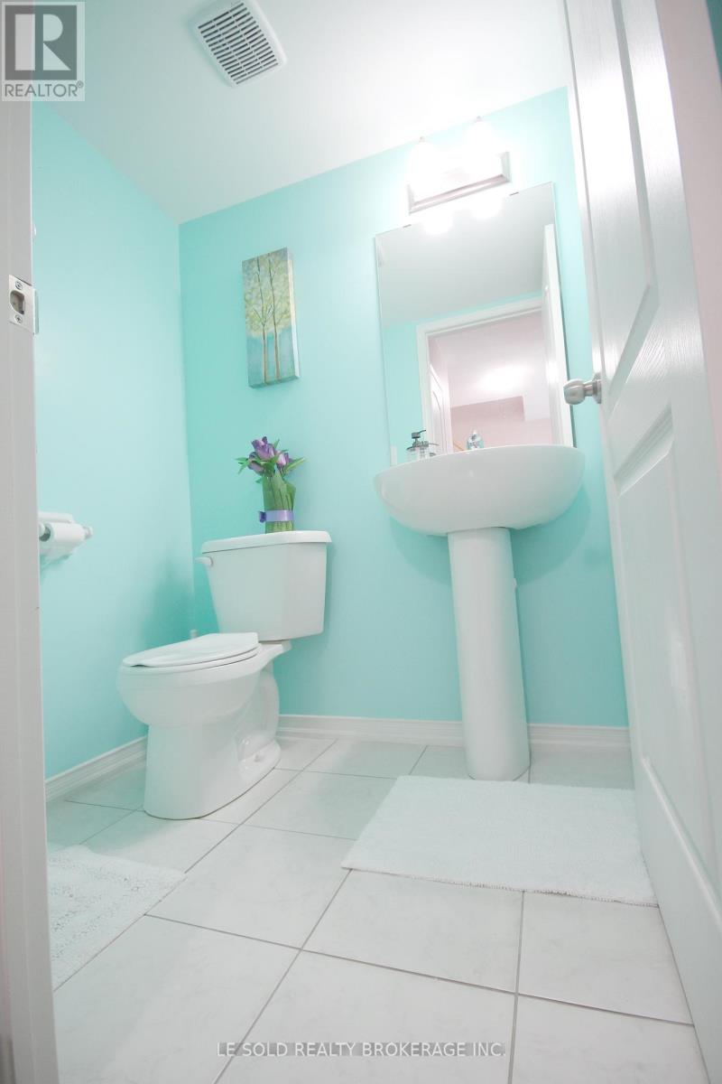 2639 Deputy Minister Path, Oshawa, Ontario  L1L 0M7 - Photo 18 - E12778070