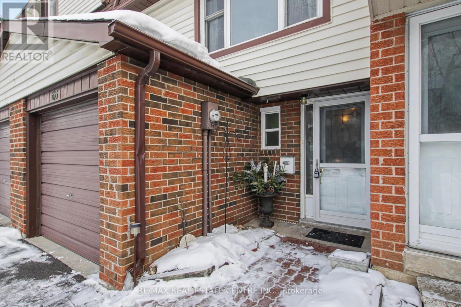 66 - 371 Bronte Street S, Milton, Ontario  L9T 3K5 - Photo 4 - W12778054