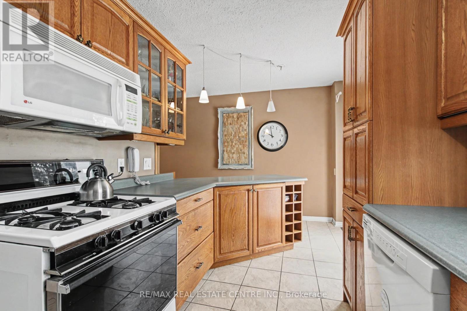 66 - 371 Bronte Street S, Milton, Ontario  L9T 3K5 - Photo 8 - W12778054