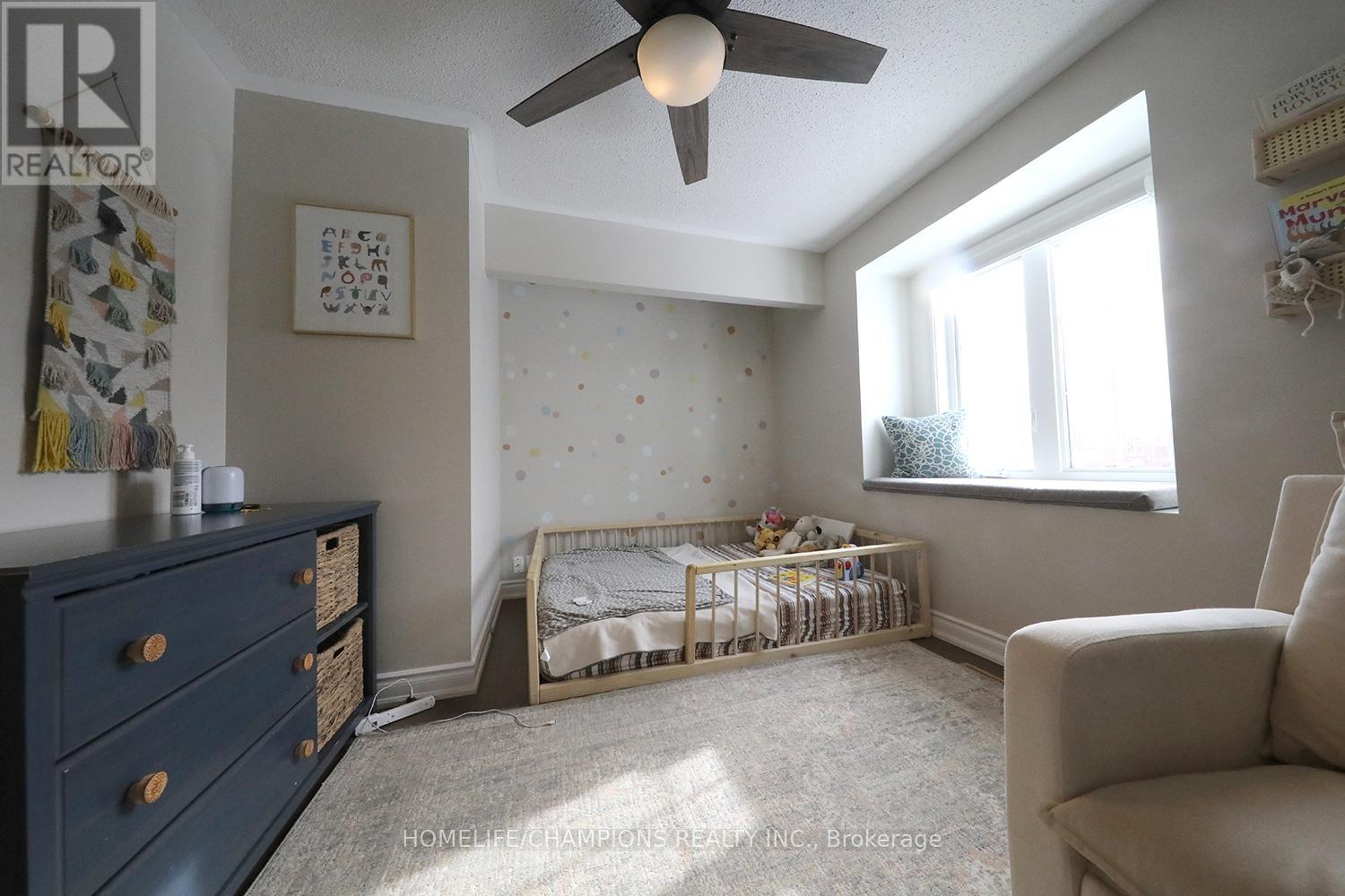 6200 Maple Gate Circle, Mississauga, Ontario  L5N 7A9 - Photo 12 - W12778056