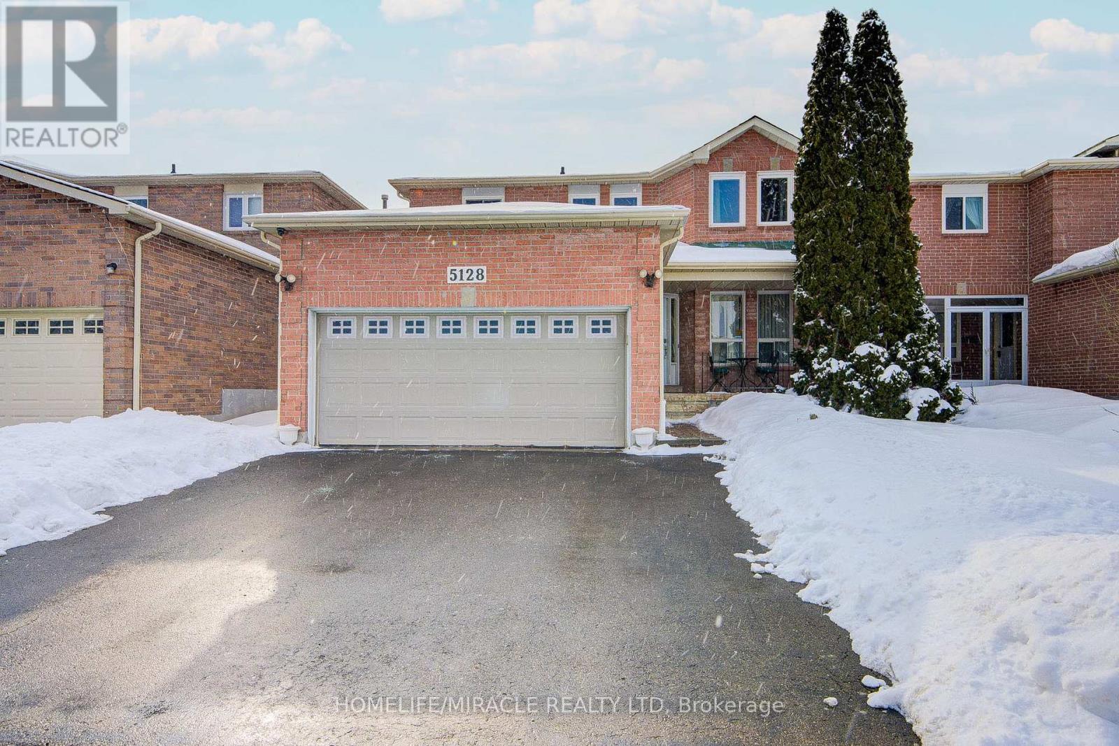 5128 GUILDWOOD WAY, Mississauga, Ontario