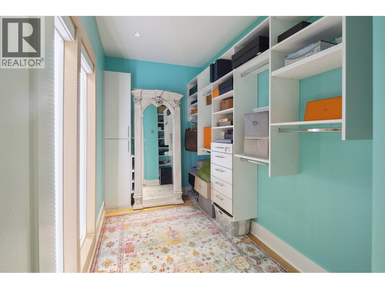 Listing Picture 22 of 37 : 4051 MARGUERITE STREET, Vancouver / 溫哥華 - 魯藝地產 Yvonne Lu Group - MLS Medallion Club Member