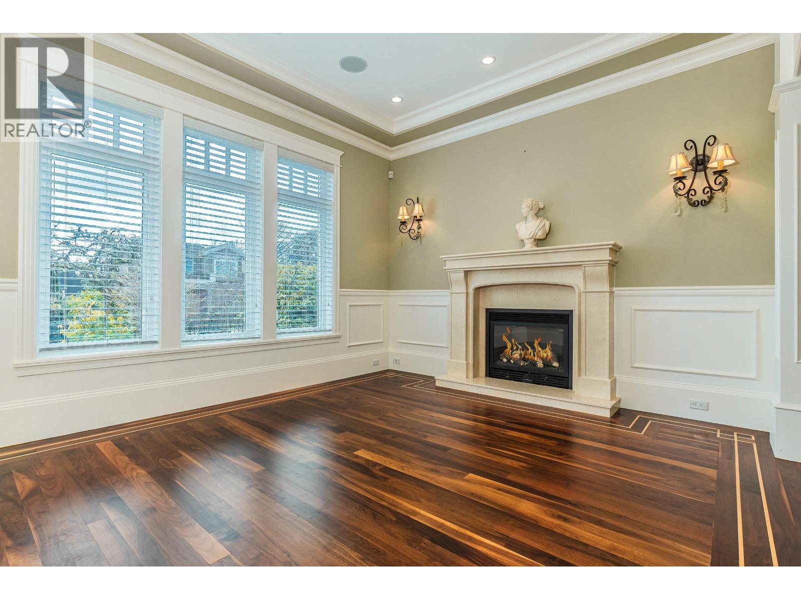 Listing Picture 4 of 39 : 1657 W 58TH AVENUE, Vancouver / 溫哥華 - 魯藝地產 Yvonne Lu Group - MLS Medallion Club Member