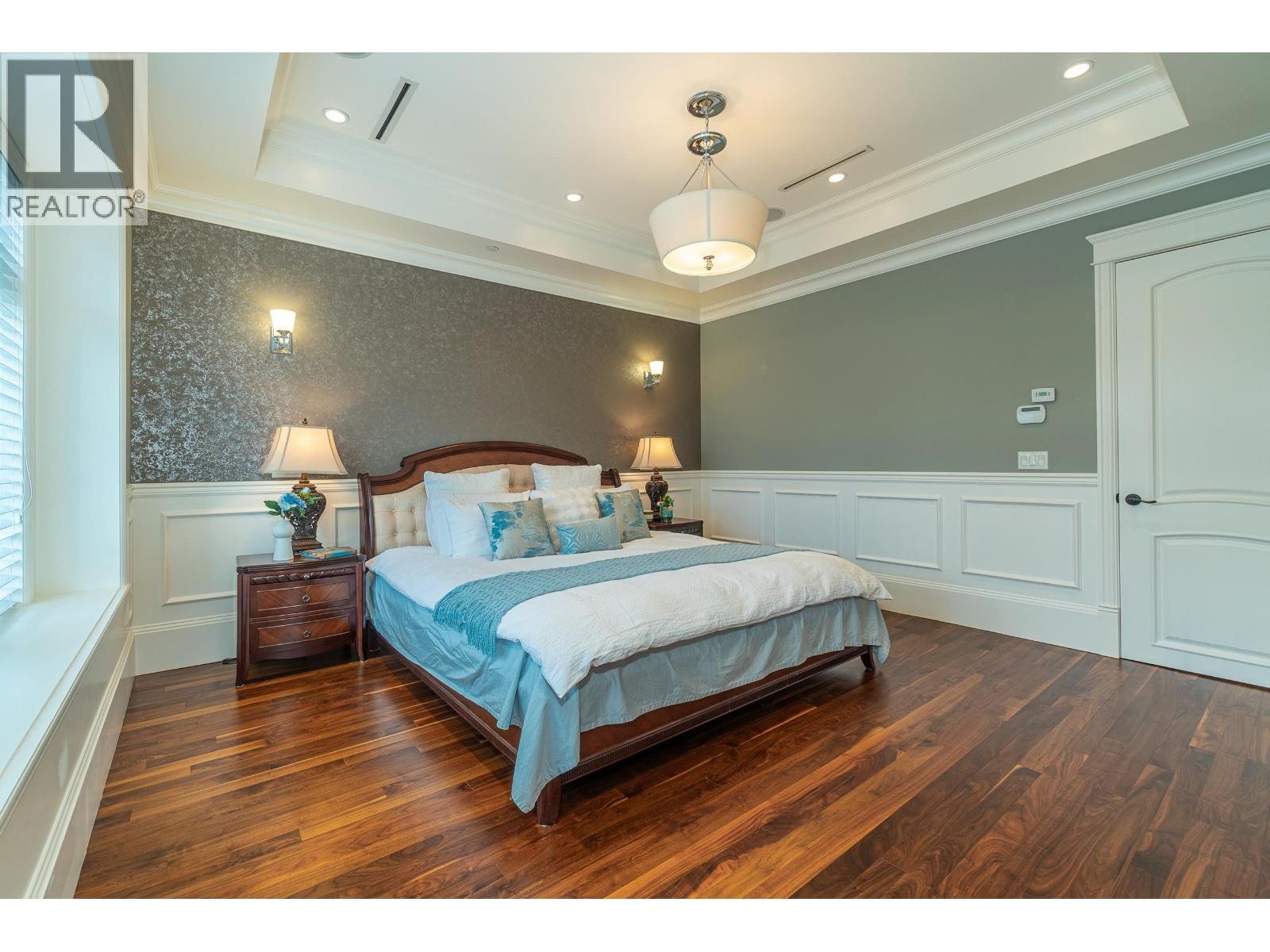 Listing Picture 22 of 39 : 1657 W 58TH AVENUE, Vancouver / 溫哥華 - 魯藝地產 Yvonne Lu Group - MLS Medallion Club Member