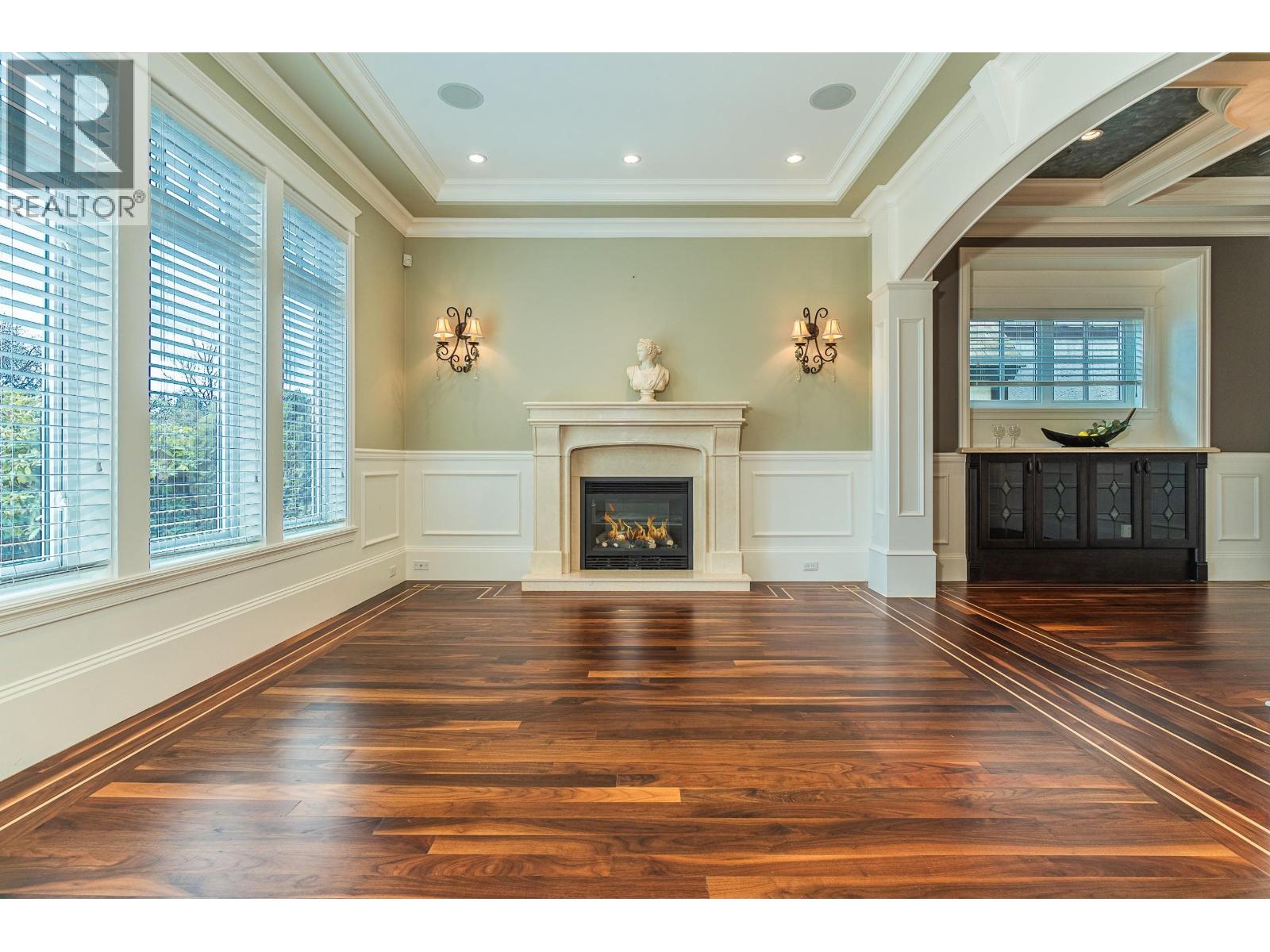 Listing Picture 2 of 39 : 1657 W 58TH AVENUE, Vancouver / 溫哥華 - 魯藝地產 Yvonne Lu Group - MLS Medallion Club Member