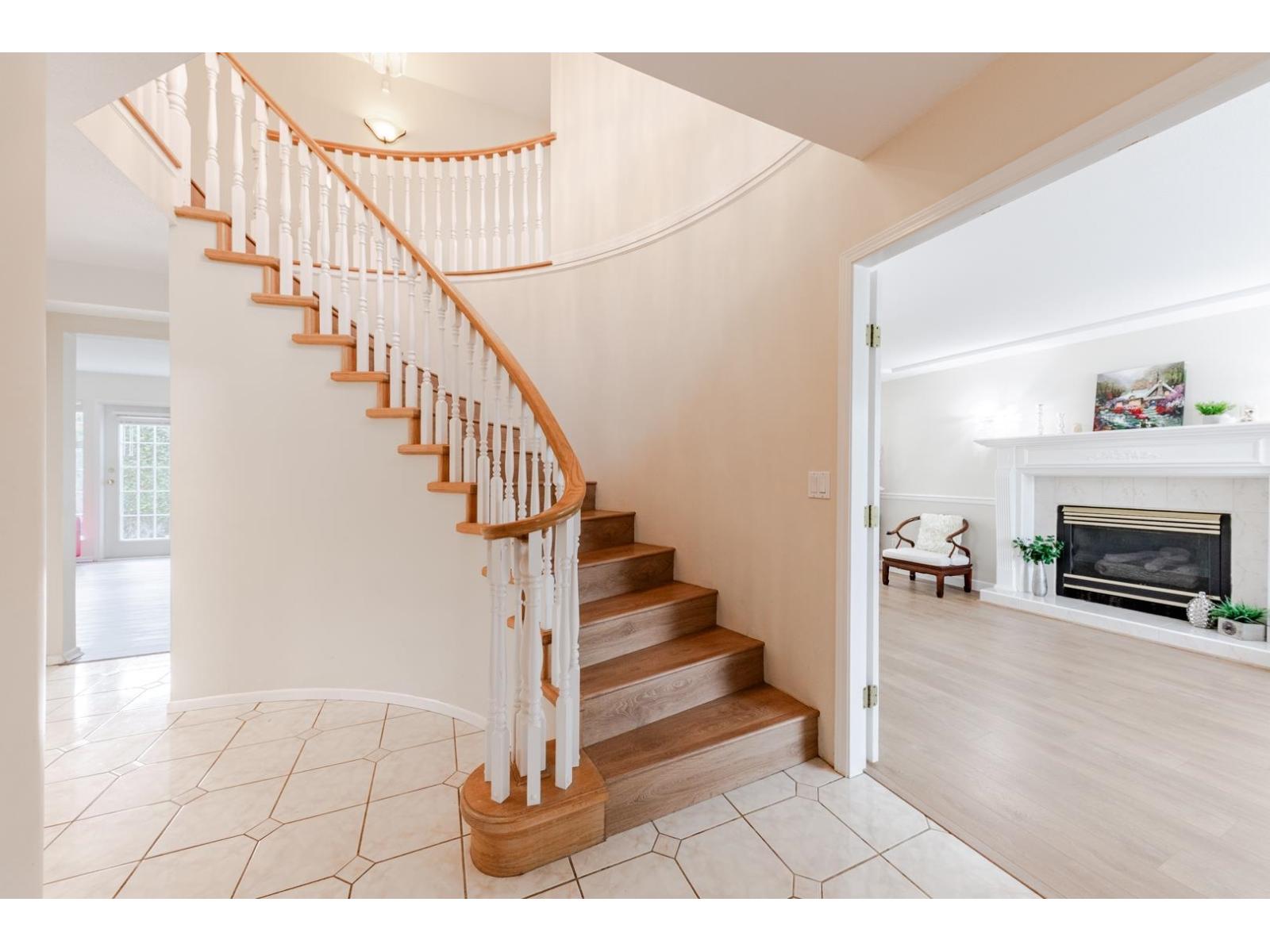 5663 186a Street, Surrey, British Columbia  V3S 7N2 - Photo 11 - R3087916