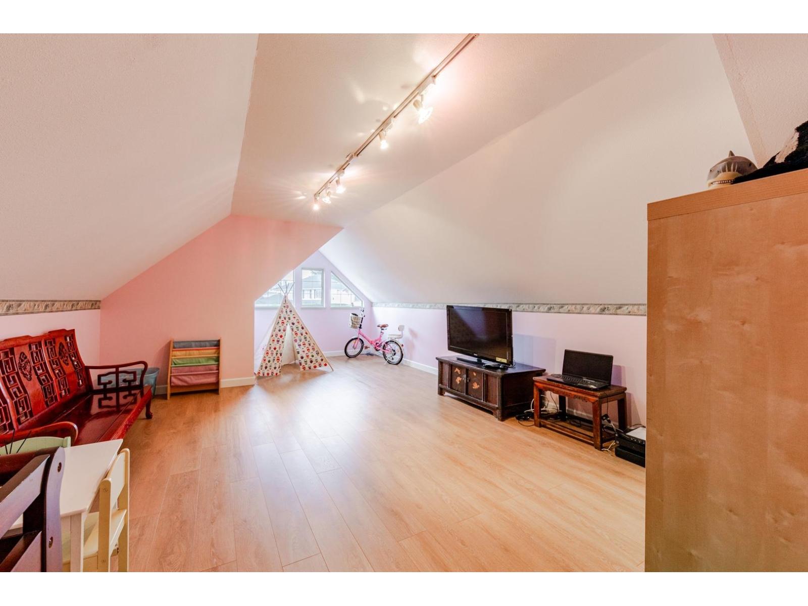 5663 186a Street, Surrey, British Columbia  V3S 7N2 - Photo 33 - R3087916