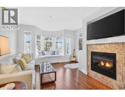 304 588 TWELFTH STREET, New Westminster, British Columbia