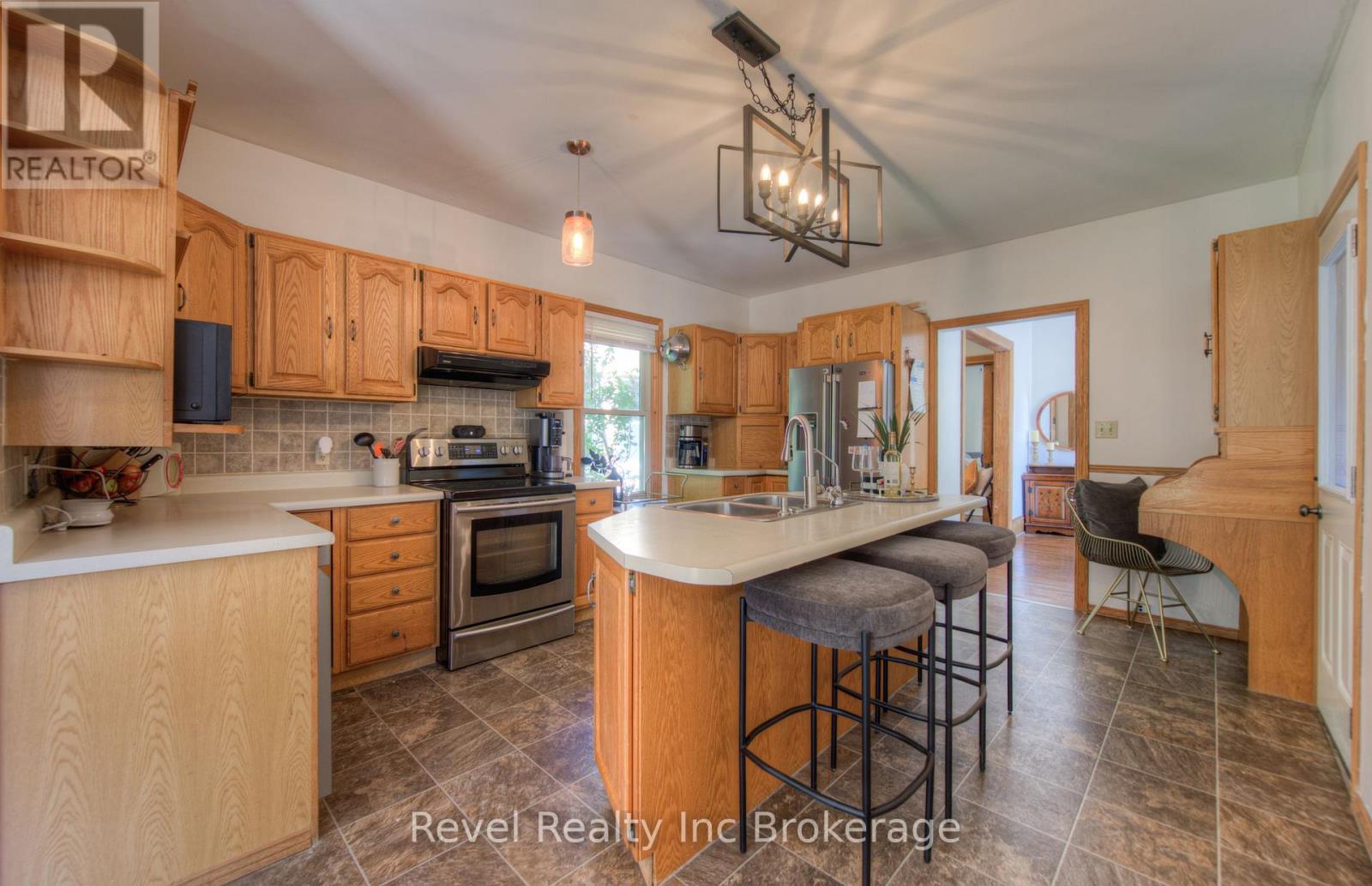 509 Canterbury Street, Woodstock (Woodstock - North), Ontario  N4S 4K6 - Photo 17 - X12778136