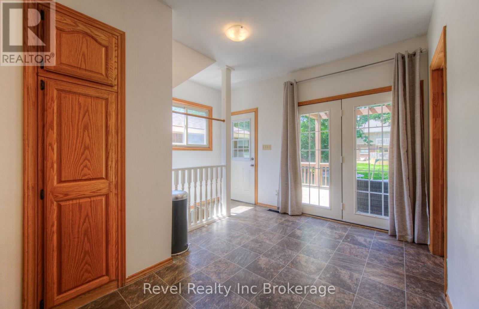 509 Canterbury Street, Woodstock (Woodstock - North), Ontario  N4S 4K6 - Photo 20 - X12778136