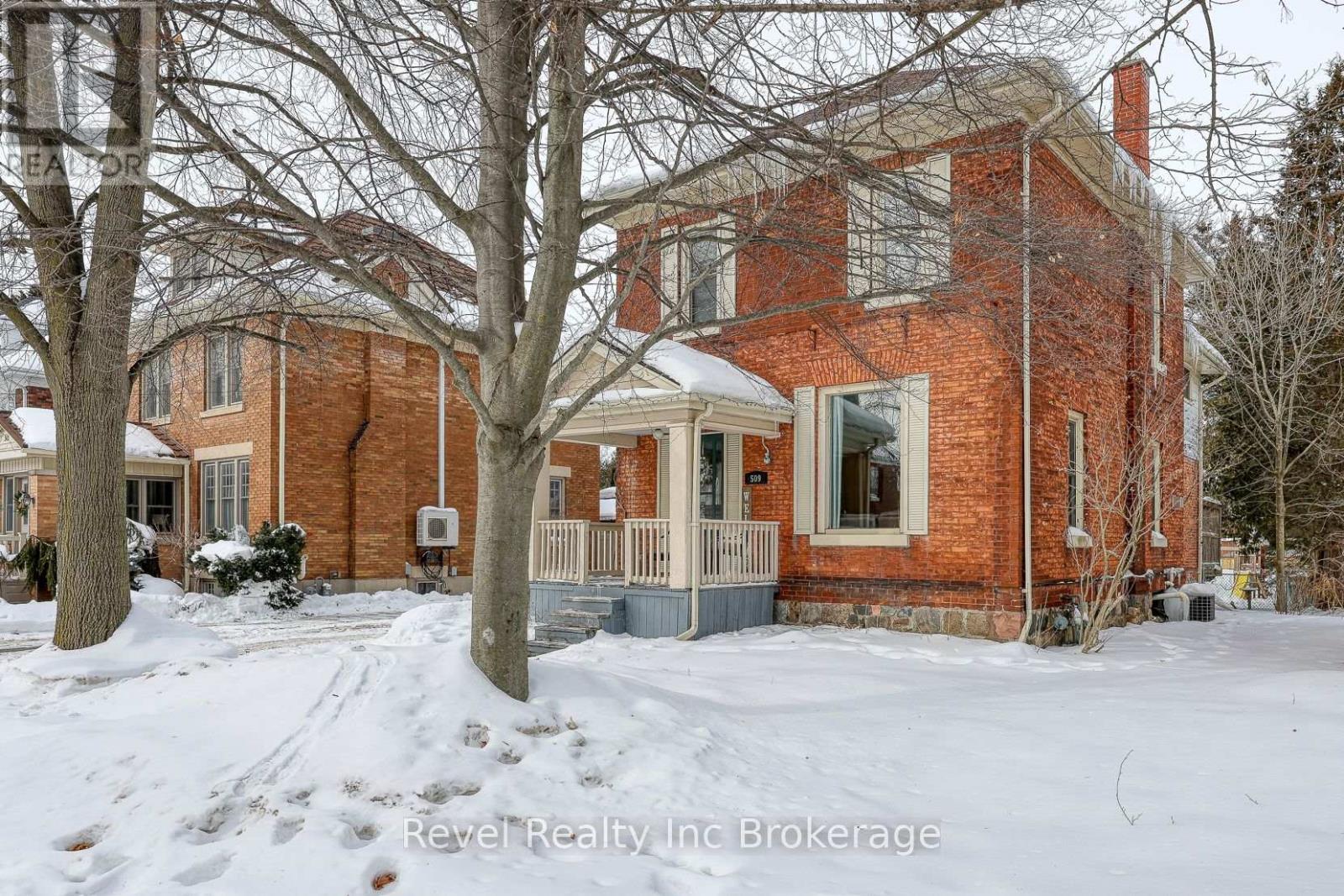 509 Canterbury Street, Woodstock (Woodstock - North), Ontario  N4S 4K6 - Photo 3 - X12778136