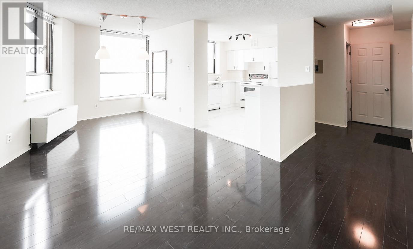 1301 - 260 Queens Quay W, Toronto, Ontario  M5J 2N3 - Photo 14 - C12763350