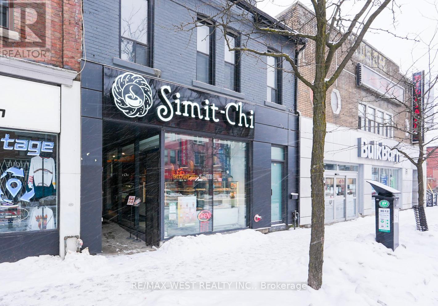 501 BLOOR STREET W, Toronto, Ontario