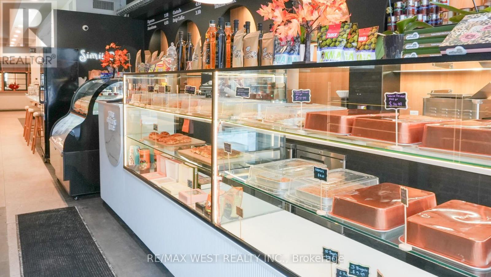 501 Bloor Street W, Toronto, Ontario  M5S 1Y2 - Photo 6 - C12775344