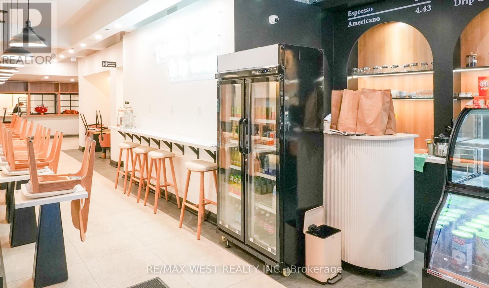 501 Bloor Street W, Toronto, Ontario  M5S 1Y2 - Photo 8 - C12775344