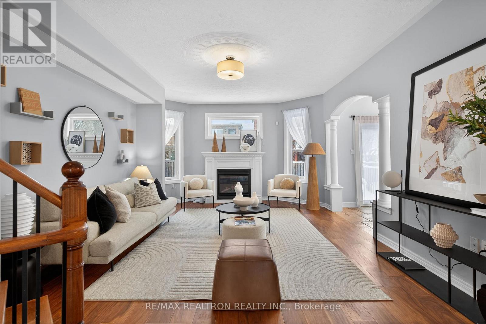 80 Gardiner Drive, Bradford West Gwillimbury, Ontario  L3Z 3G2 - Photo 5 - N12763274