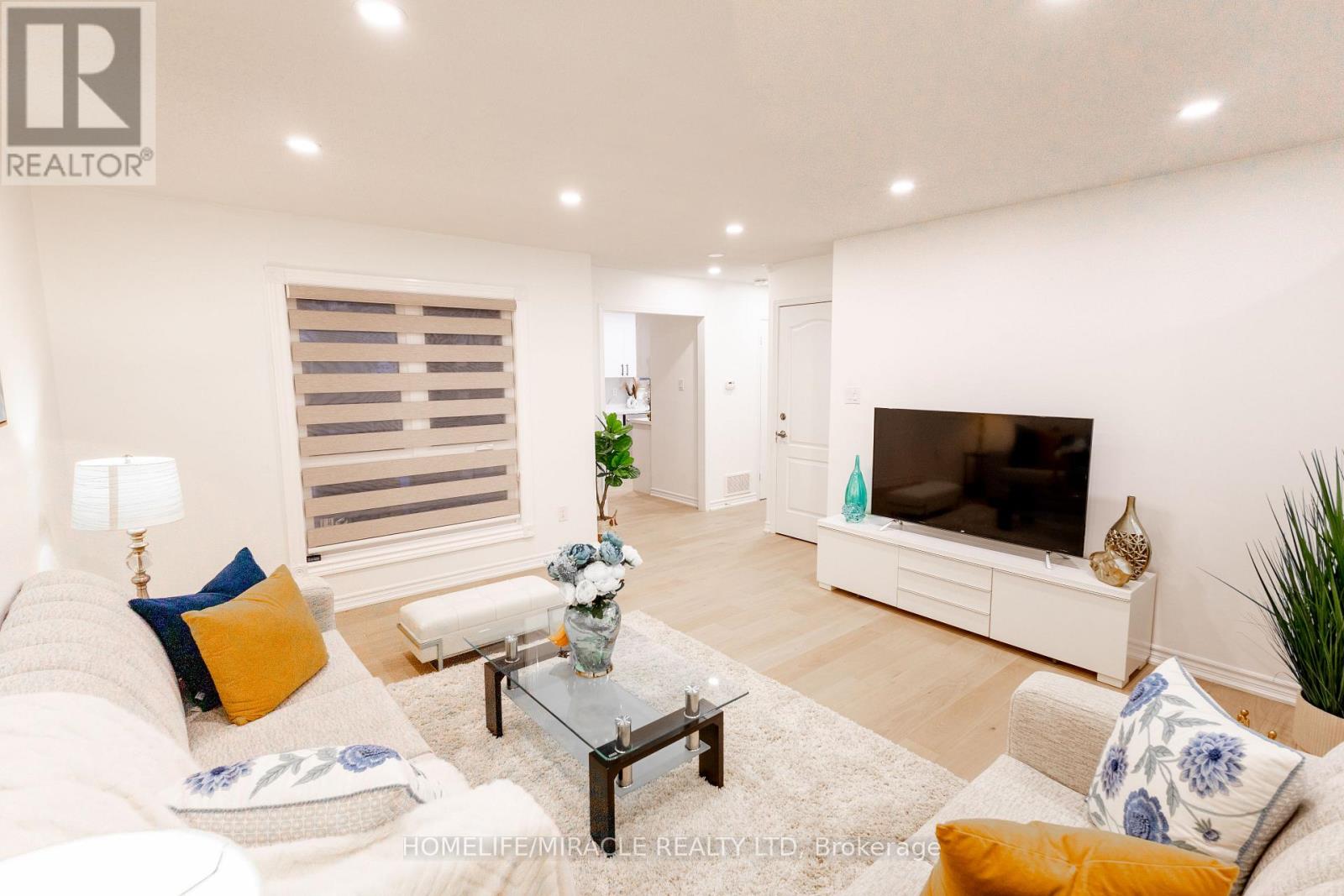 2 Santa Anita Court, Brampton, Ontario  L6Y 4P8 - Photo 13 - W12769286