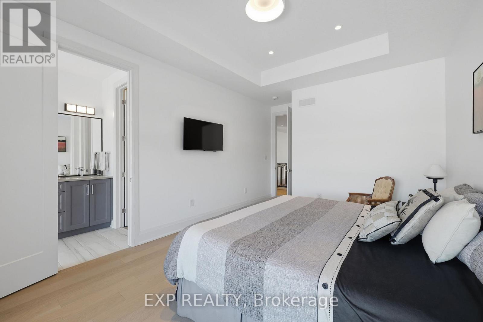 56 Optimist Drive, Southwold, Ontario  N5P 0G4 - Photo 25 - X12770260