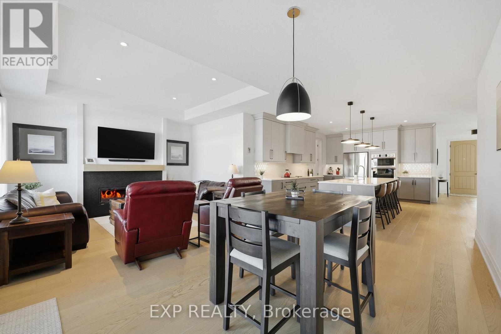 56 Optimist Drive, Southwold, Ontario  N5P 0G4 - Photo 14 - X12770260