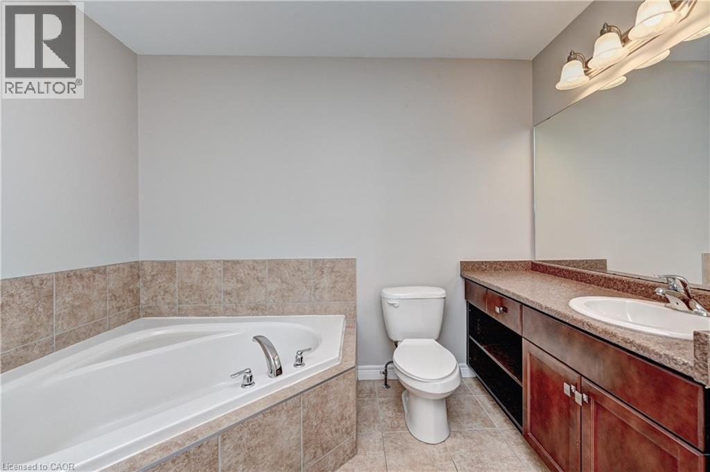 201 St Leger Street, Kitchener, Ontario  N2H 4M4 - Photo 35 - 40804438