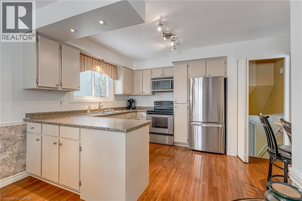 14 Waxwing Way, Brantford, Ontario  N3R 6G1 - Photo 8 - 40802979