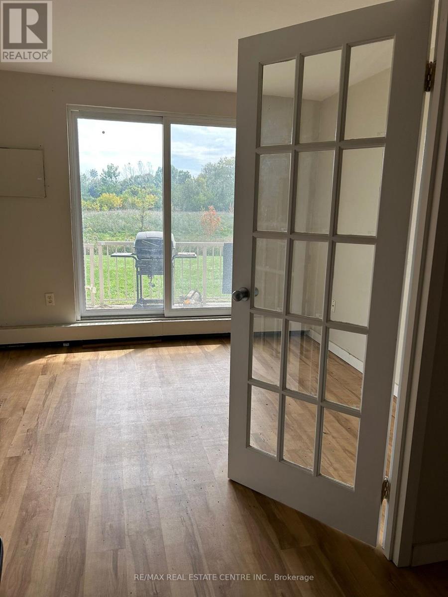 Photo 5 of 7 for 103 - 573 Mornington Avenue