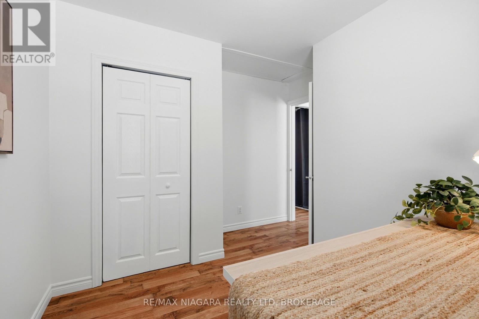 45 Plymouth Avenue, St. Catharines, Ontario  L2R 2X8 - Photo 10 - X12778120