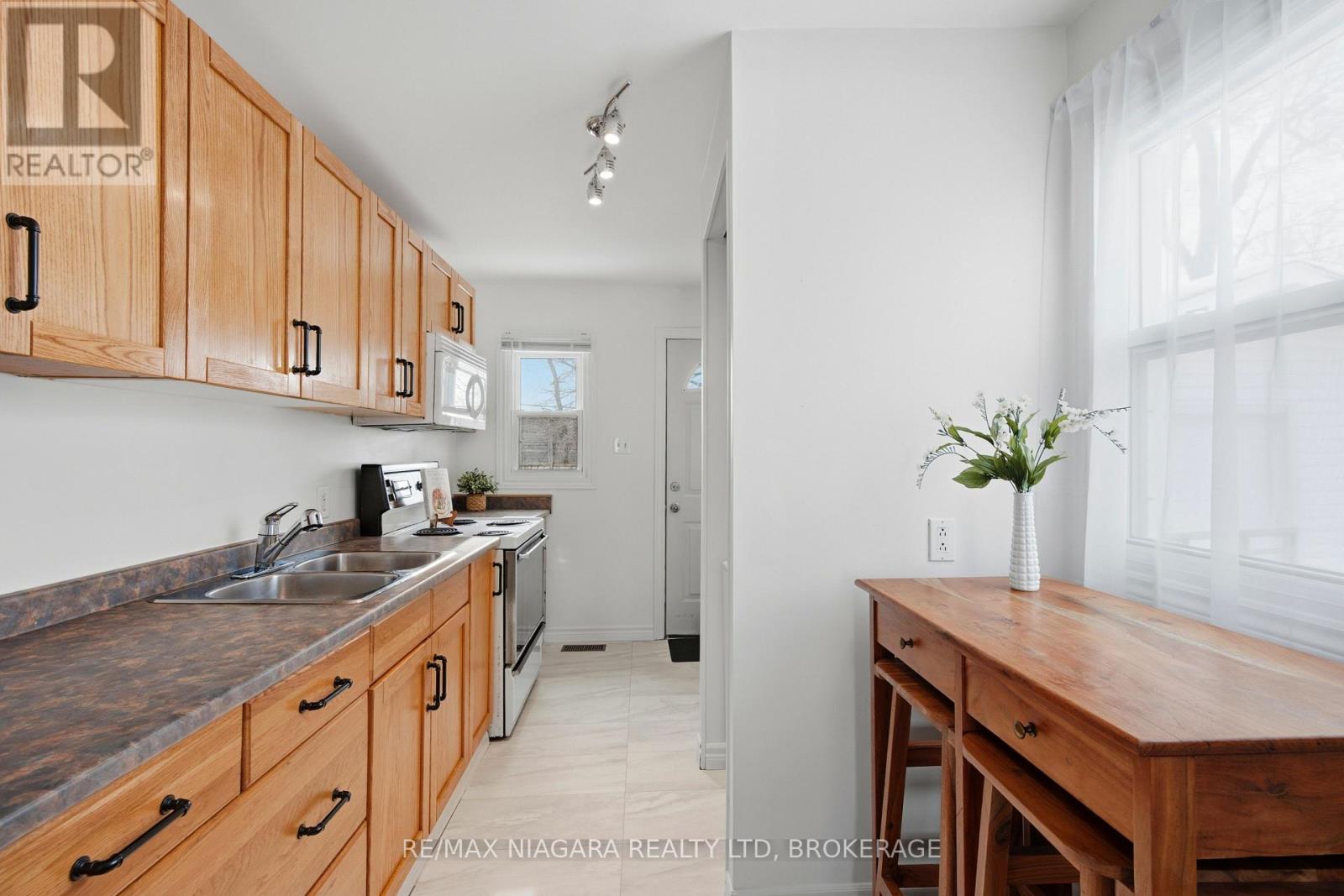 45 Plymouth Avenue, St. Catharines, Ontario  L2R 2X8 - Photo 16 - X12778120