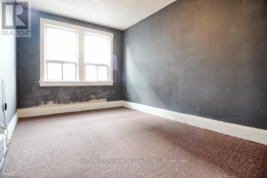 2nd Fl - 2001 Yonge Street, Toronto (Mount Pleasant West), Ontario  M4S 1Z8 - Photo 3 - C12778084