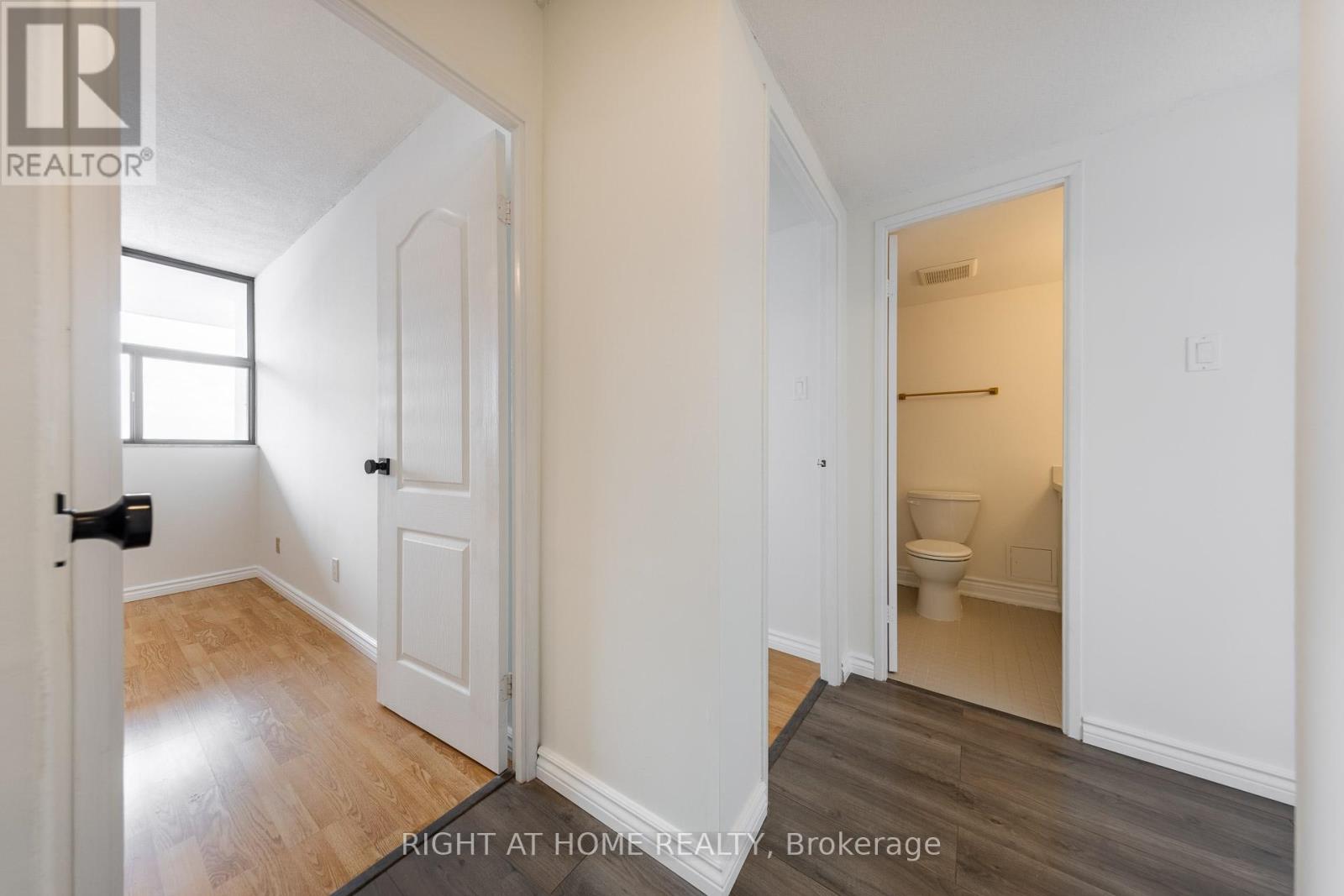 3206 - 10 Tangreen Court, Toronto, Ontario  M2M 4B9 - Photo 16 - C12778092