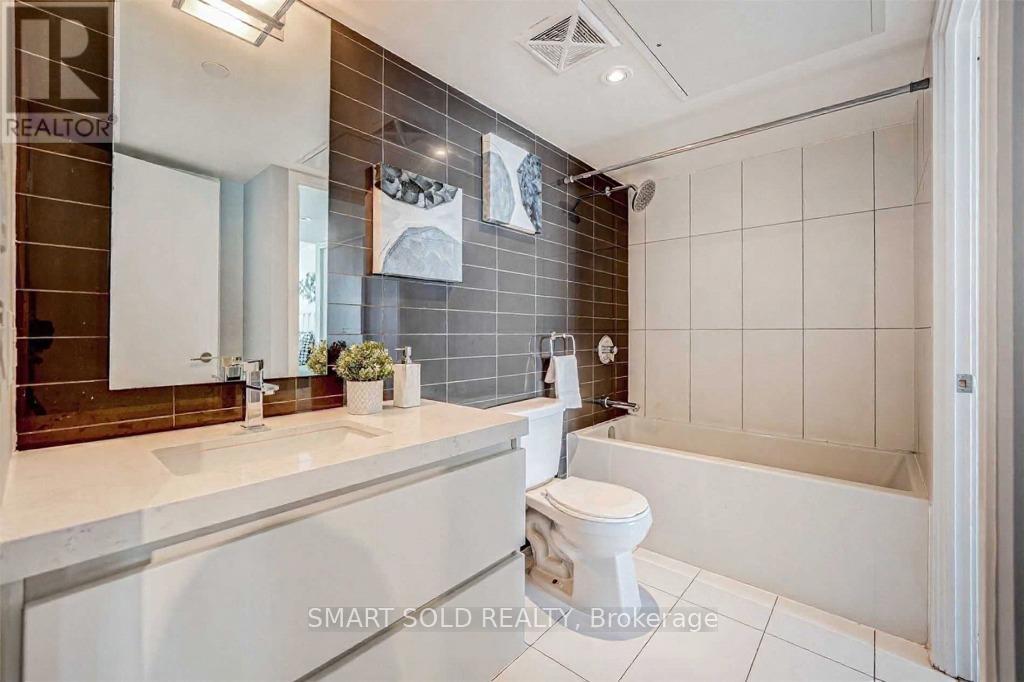 2311 - 85 Queens Wharf Road, Toronto, Ontario  M5V 0J9 - Photo 14 - C12778098