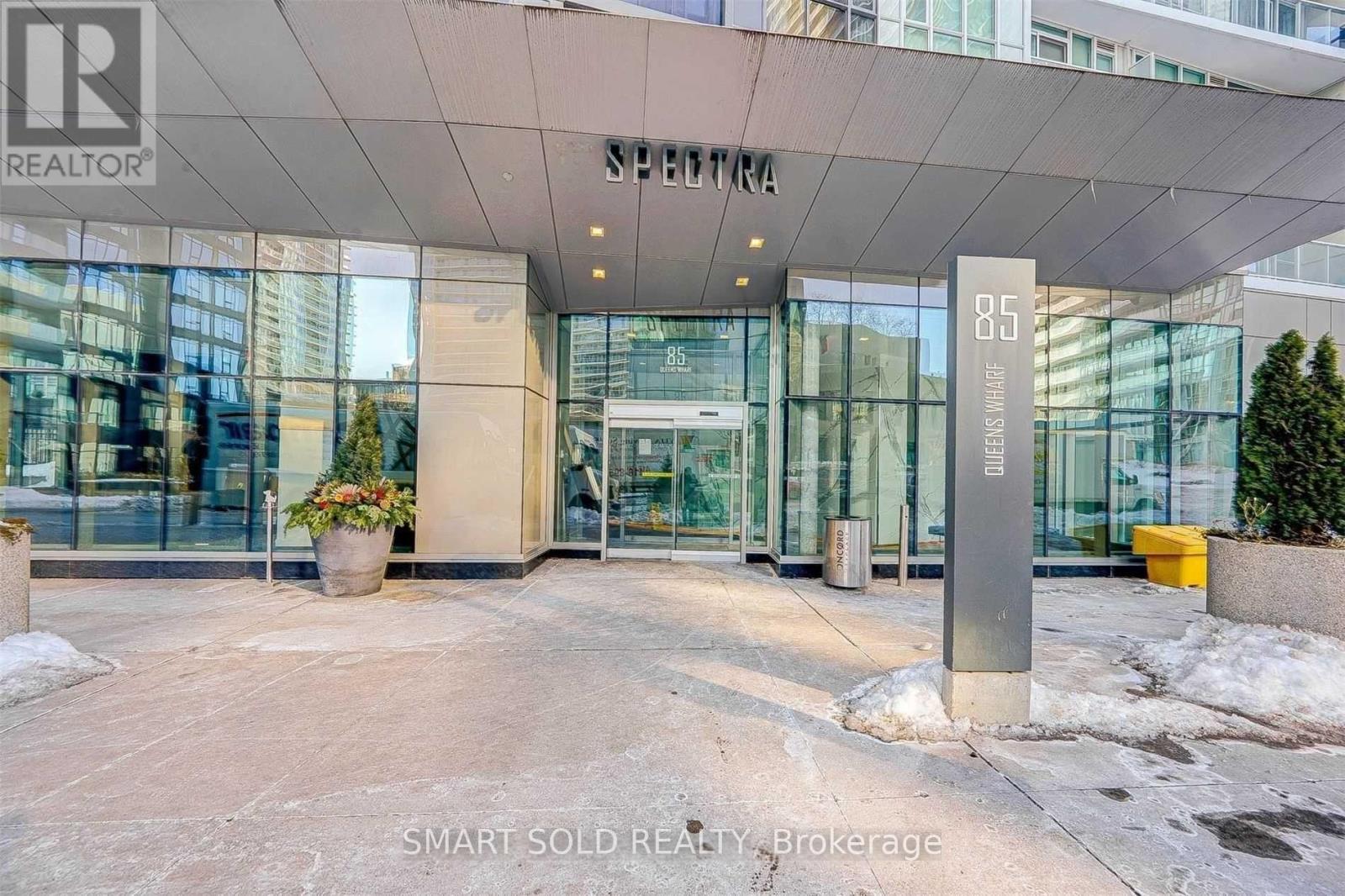 2311 - 85 Queens Wharf Road, Toronto, Ontario  M5V 0J9 - Photo 19 - C12778098