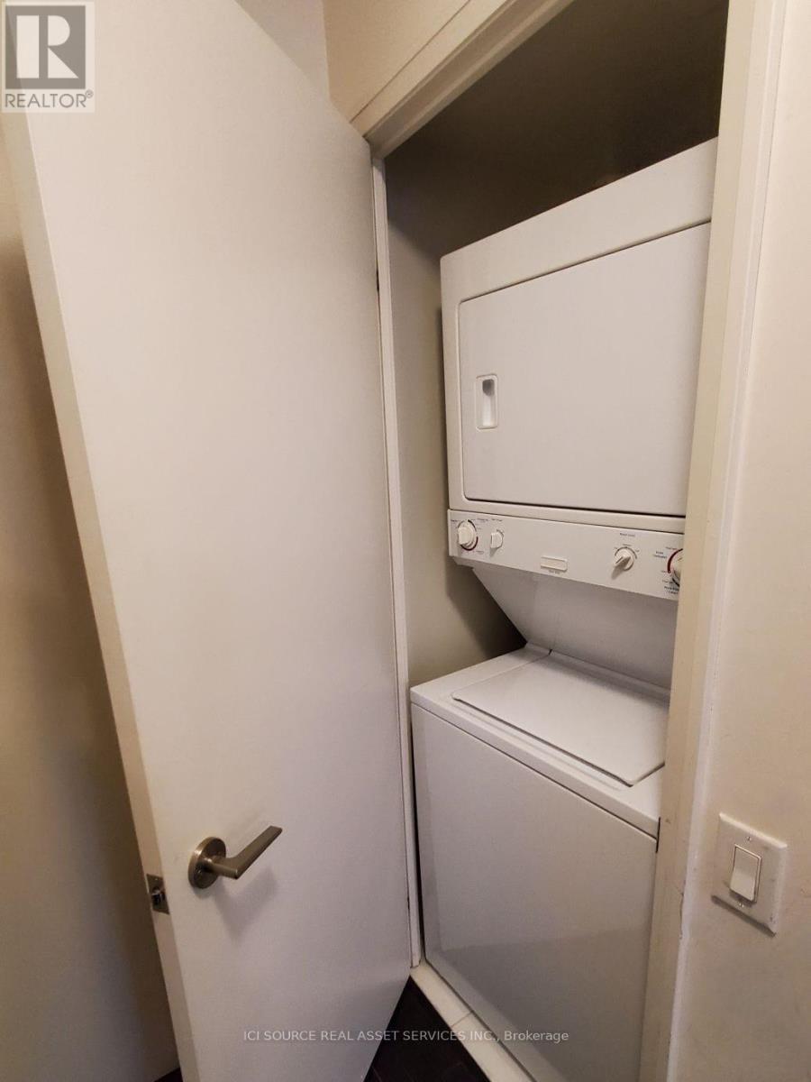 1306 - 25 Carlton Street, Toronto, Ontario  M5B 1L4 - Photo 7 - C12778140