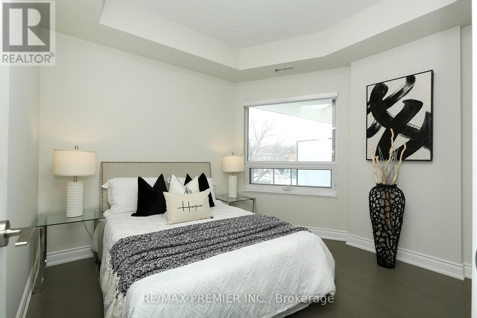 309 - 86 Woodbridge Avenue, Vaughan, Ontario L4L 0E4 - Photo 15 - N12778142