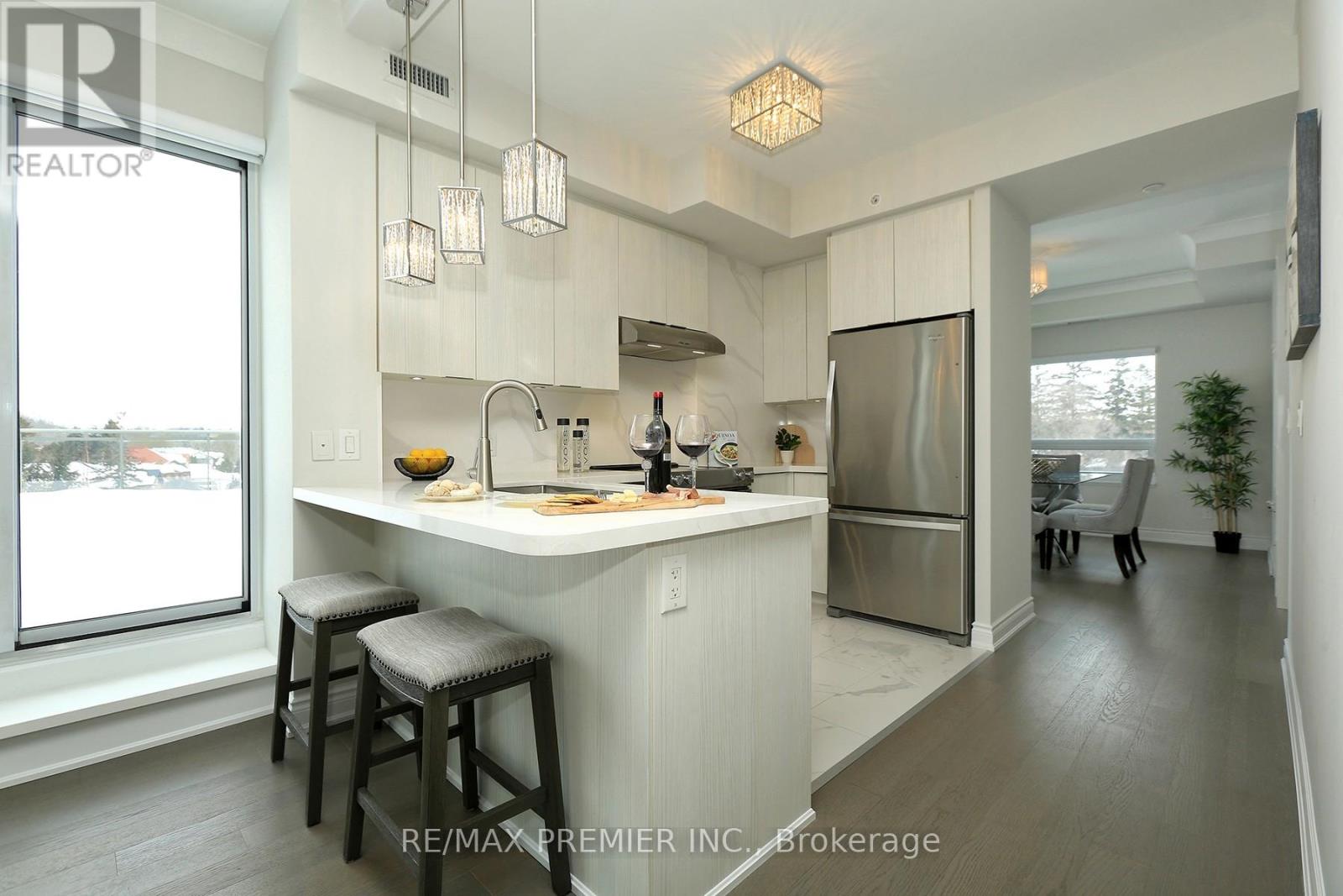 309 - 86 Woodbridge Avenue, Vaughan, Ontario L4L 0E4 - Photo 5 - N12778142