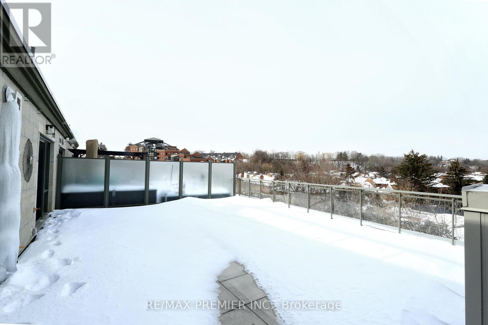 309 - 86 Woodbridge Avenue, Vaughan, Ontario L4L 0E4 - Photo 7 - N12778142