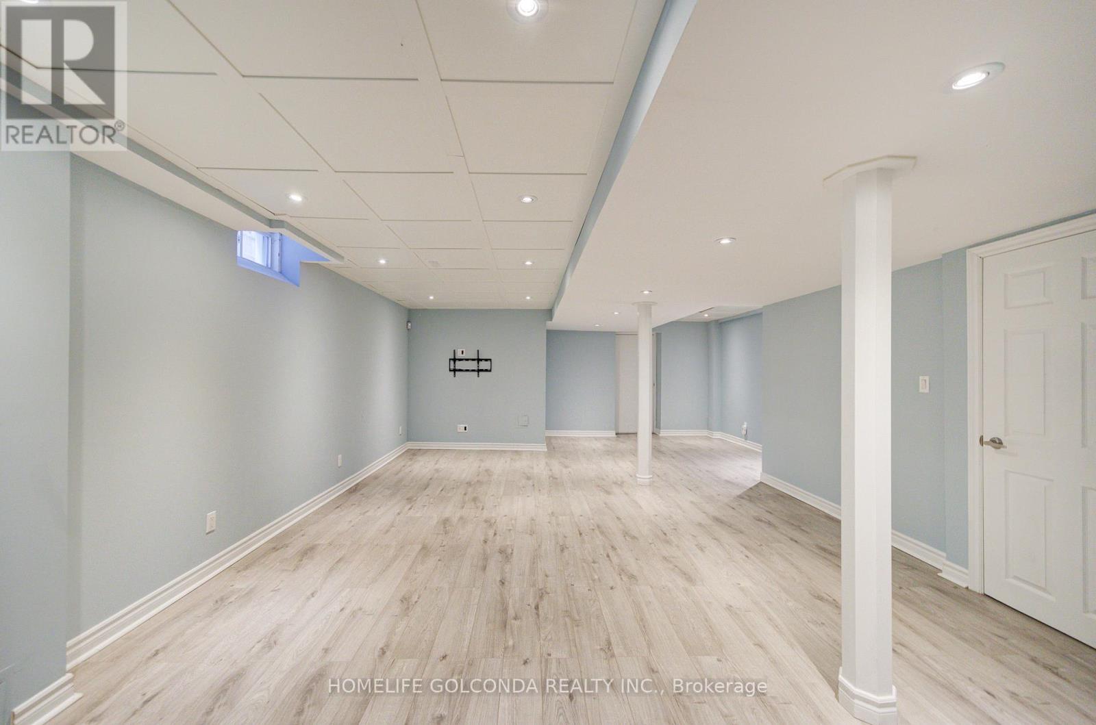 27 Lindcrest Manor, Markham, Ontario  L6B 0A7 - Photo 32 - N12778162