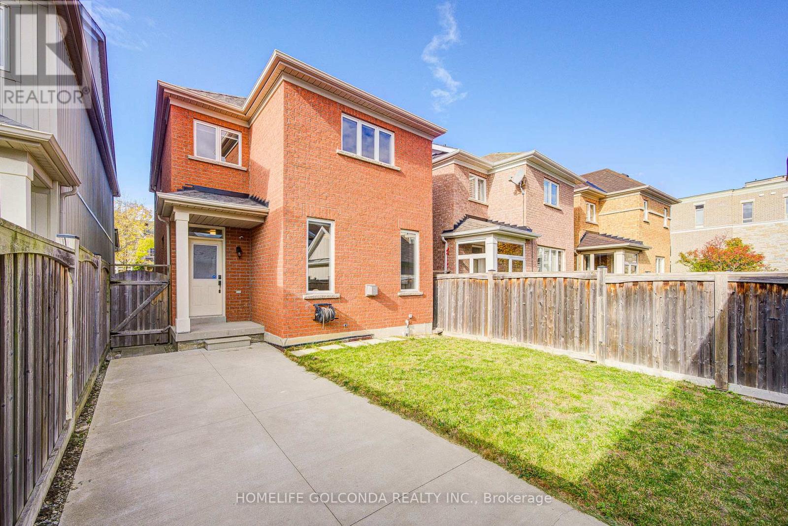 27 Lindcrest Manor, Markham, Ontario  L6B 0A7 - Photo 34 - N12778162