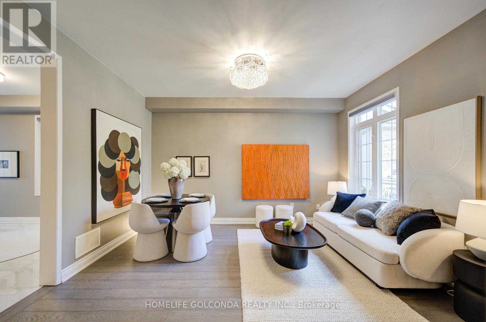 27 Lindcrest Manor, Markham, Ontario  L6B 0A7 - Photo 4 - N12778162