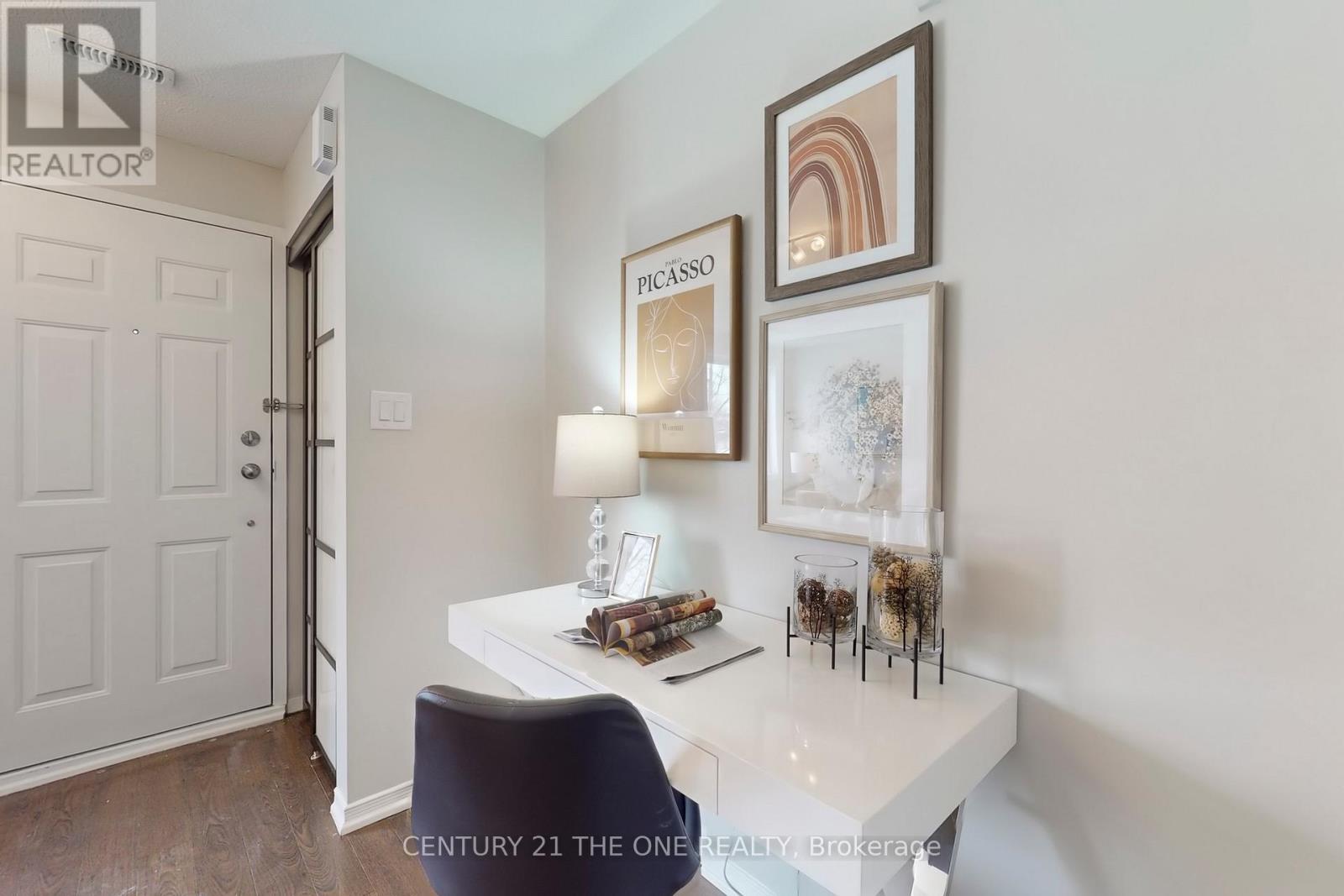 1004 - 75 Weldrick Road E, Richmond Hill, Ontario  L4C 0H9 - Photo 16 - N12778168