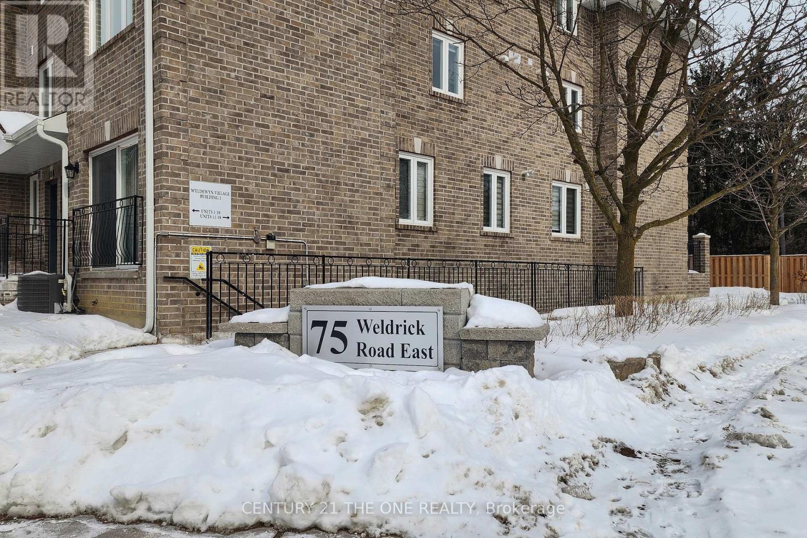 1004 - 75 Weldrick Road E, Richmond Hill, Ontario  L4C 0H9 - Photo 2 - N12778168