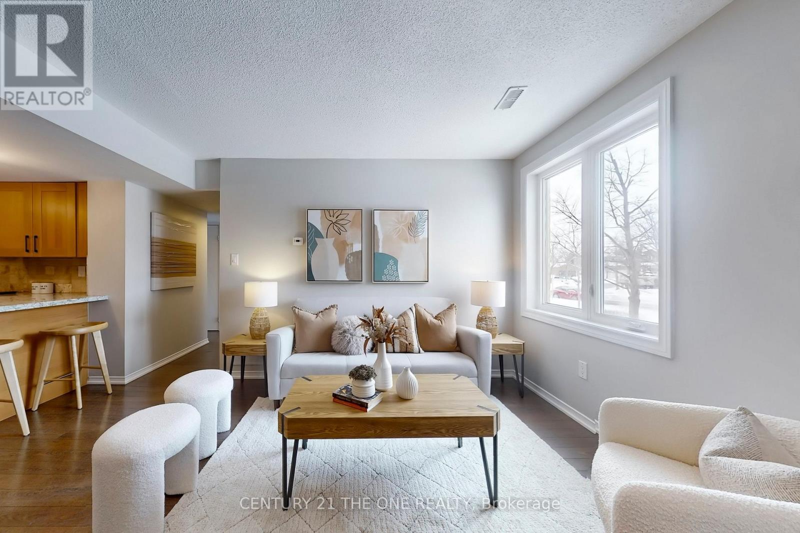 1004 - 75 Weldrick Road E, Richmond Hill, Ontario  L4C 0H9 - Photo 6 - N12778168