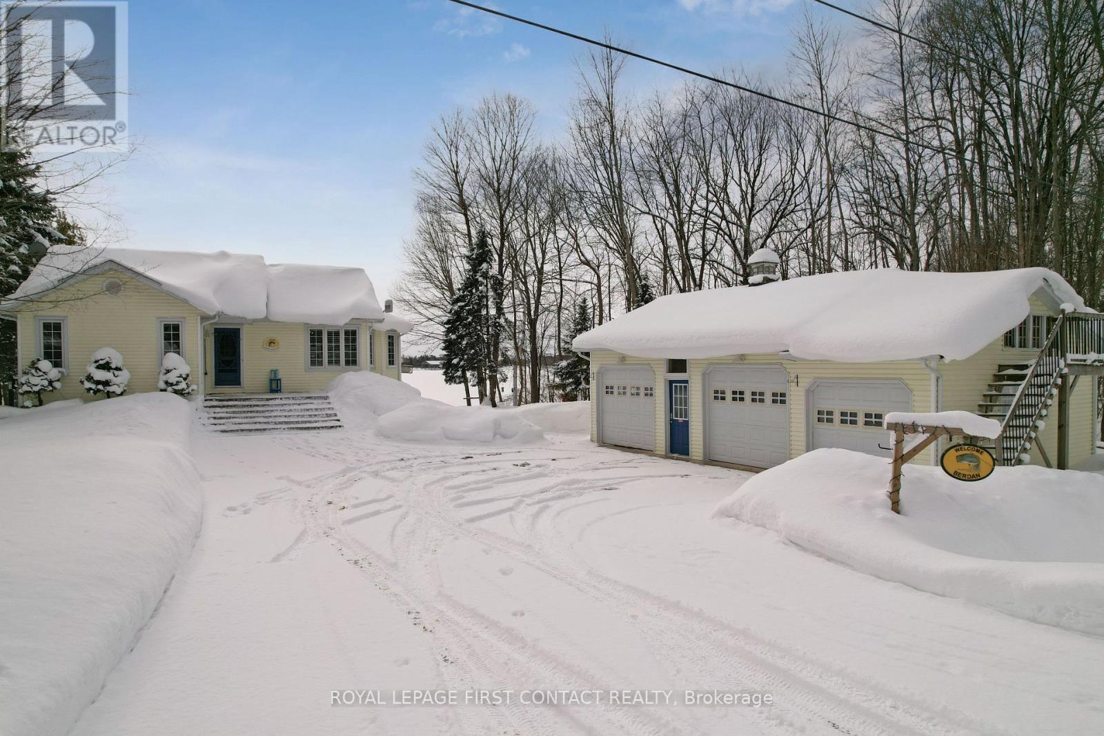 3316 Point Bush Court, Severn (Port Severn), Ontario  L0K 1S0 - Photo 2 - S12778130