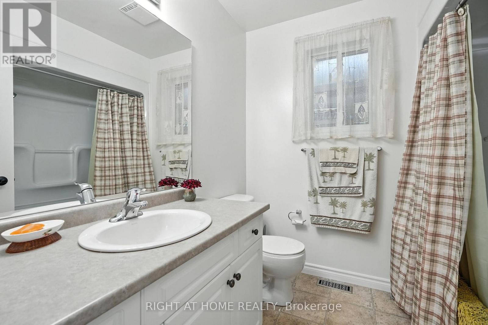 16 O'neill Circle, Springwater (Phelpston), Ontario  L0L 2K0 - Photo 20 - S12778134