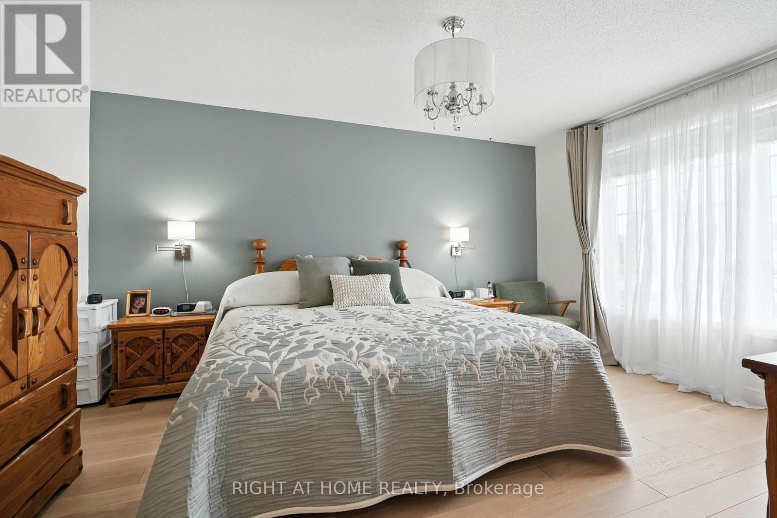 16 O'neill Circle, Springwater (Phelpston), Ontario  L0L 2K0 - Photo 25 - S12778134