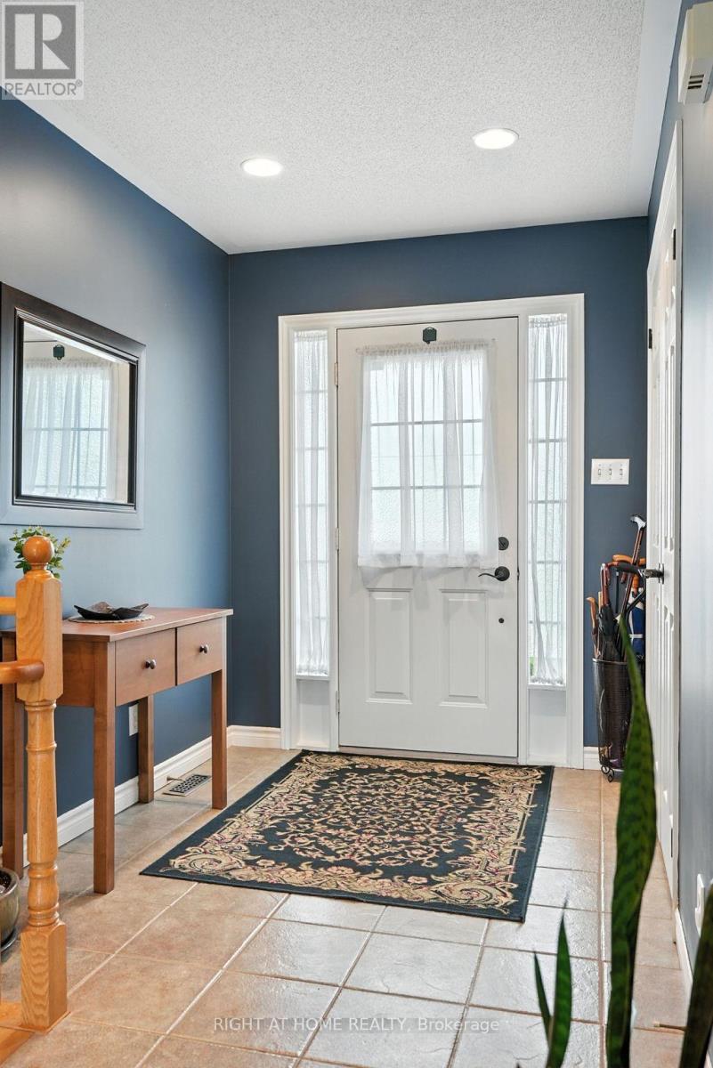 16 O'neill Circle, Springwater (Phelpston), Ontario  L0L 2K0 - Photo 7 - S12778134