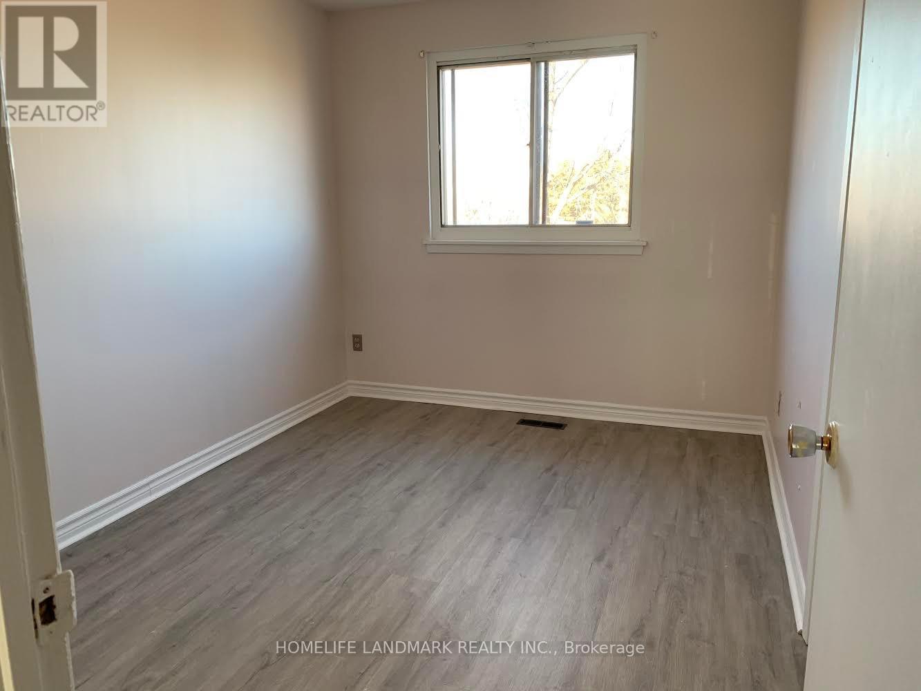 (Upper) - 35 Edenridge Drive, Brampton, Ontario  L6T 3A9 - Photo 9 - W12778112