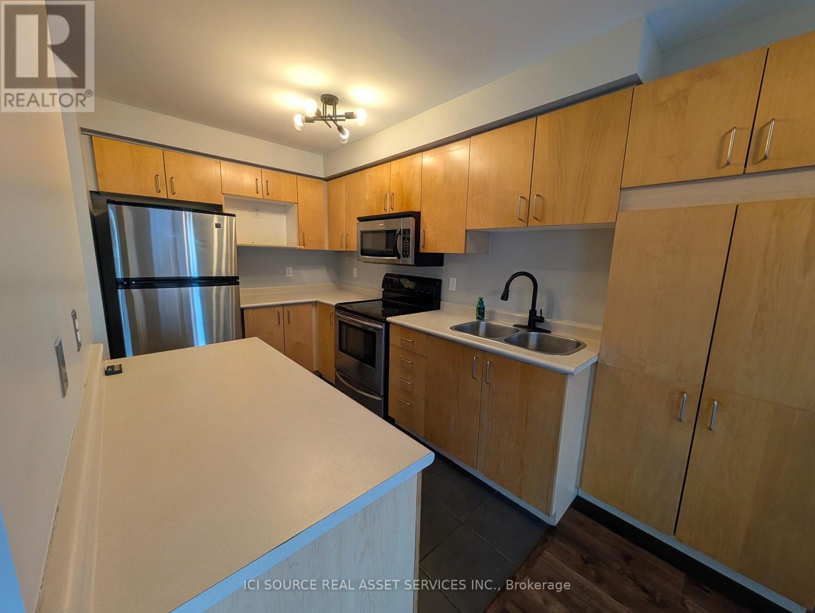 21 - 1480 Britannia Road W, Mississauga, Ontario  L5V 2K4 - Photo 12 - W12778152