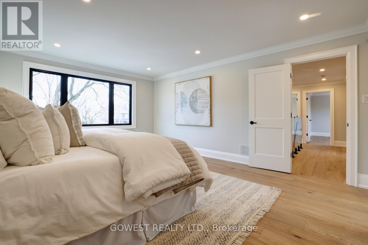 981 Valdese Drive, Mississauga, Ontario  L5C 2Z5 - Photo 23 - W12778154