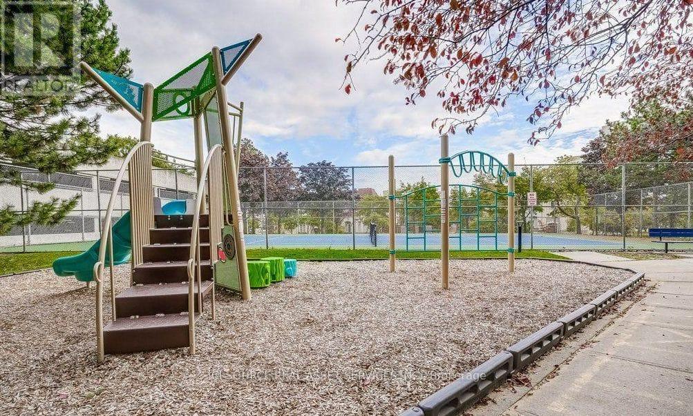 301 - 4205 Shipp Drive, Mississauga, Ontario  L4Z 2Y9 - Photo 6 - W12778164